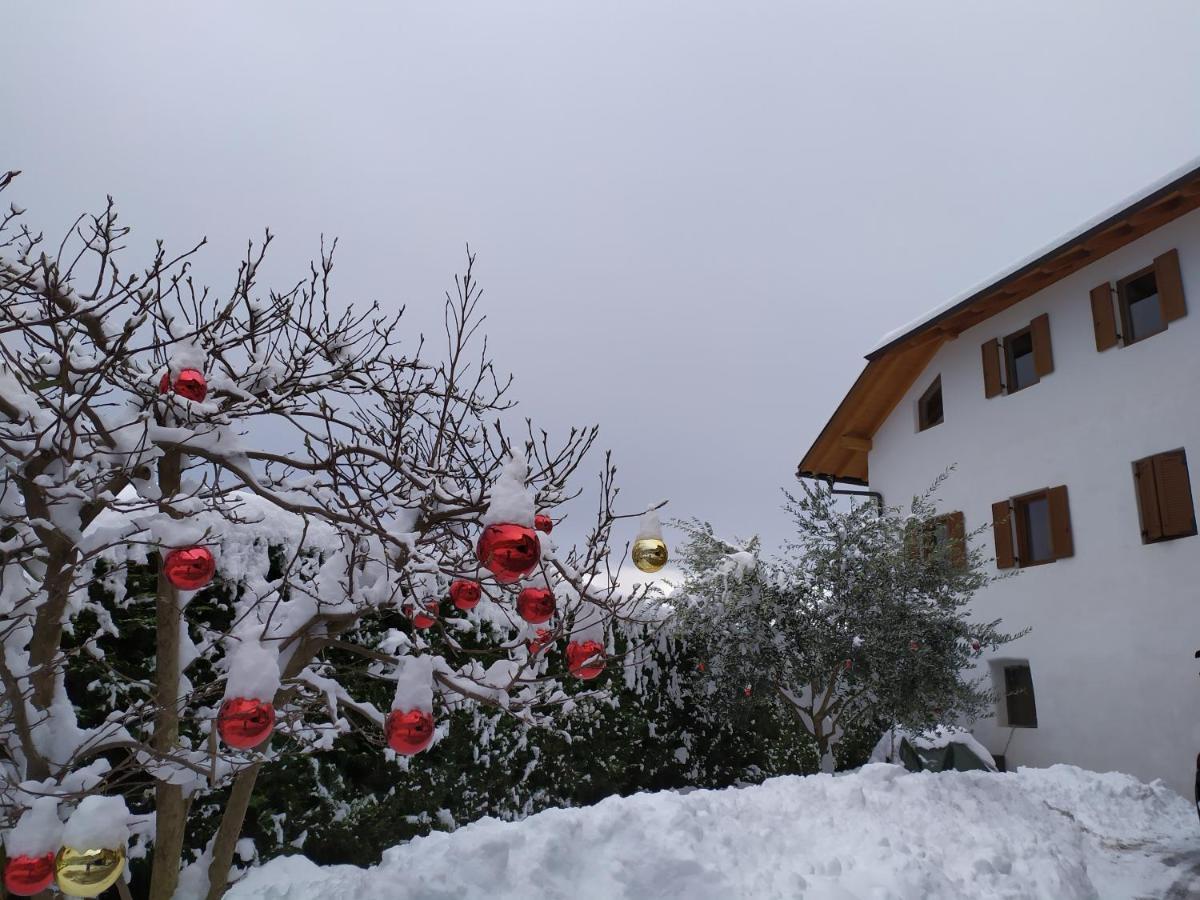 Ferienwohnungen Luggin Caldaro Buitenkant foto